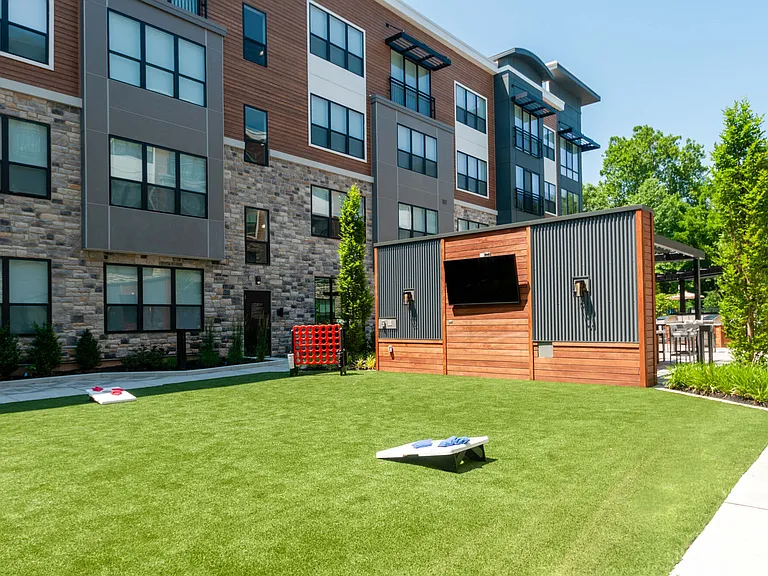 Enclave at Raritan — Photo 28