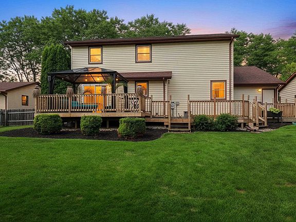 4th image of 2564 Wildflower Row