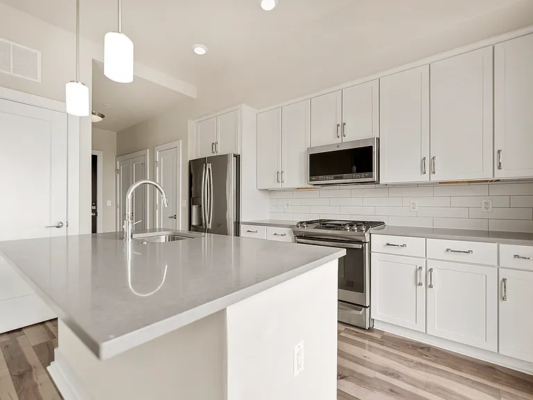 1800 Mount Vernon Ave #401 — Photo 7