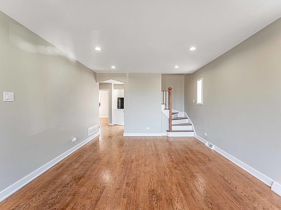 5th image of 6351 S Kilbourn Ave