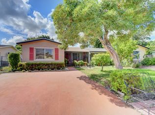 9540 SW 2nd Rd, Boca Raton, FL 33428