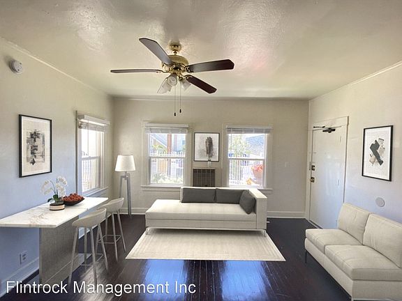 4th image of 2869 San Marino St #10279688