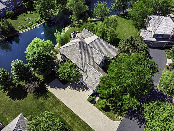 3rd image of 6321 Farmwood Dr