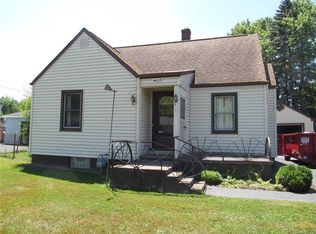 4635 Wilson Dr, Hamburg, NY 14075