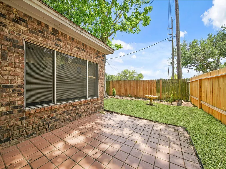 2923 Plantation Wood Ln — Photo 22
