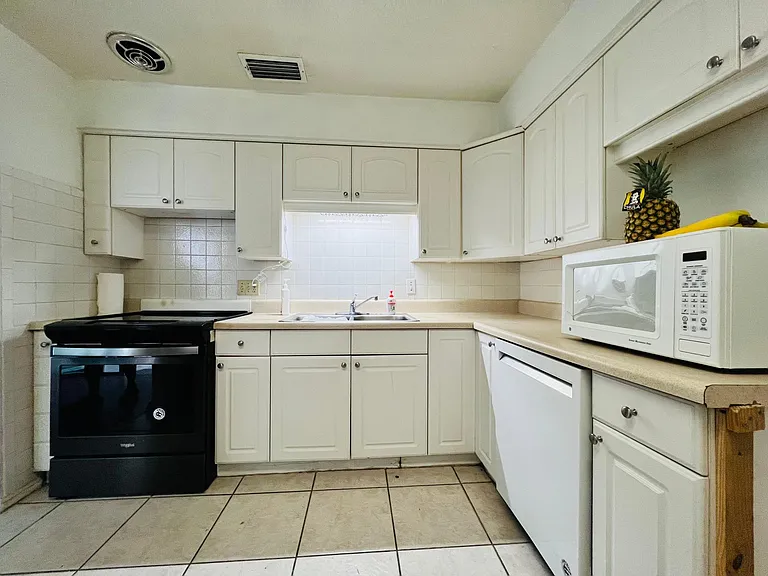 440 Nora Ave — Photo 17