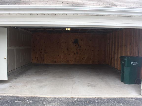 3rd image of 10450 Metalmark Ln Unit 1