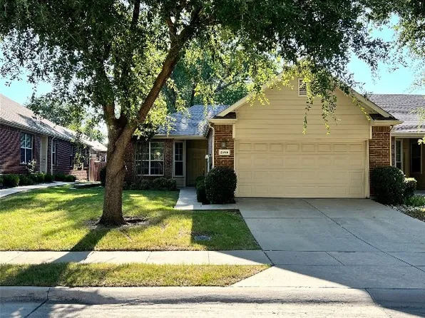 2368 San Jacinto Dr, Lewisville, TX 75067