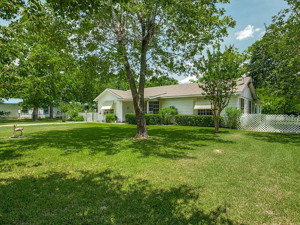 1_330-n-acres-dr-dallas-tx-High-Res-2.jpg