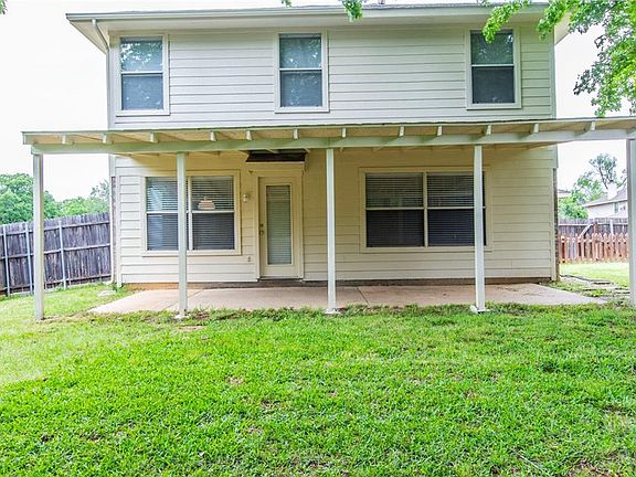 4th image of 736 Cedar Leaf Cir