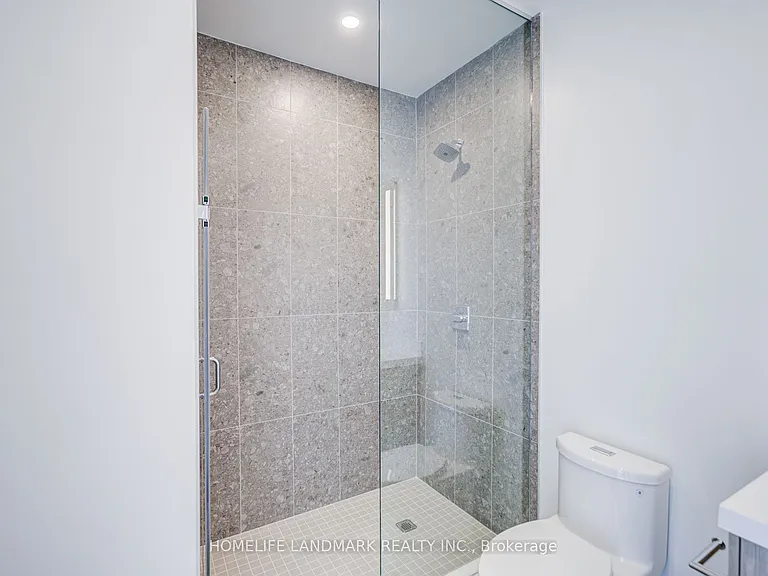 25 Cordova Ave #Penthouse 13 — Photo 38