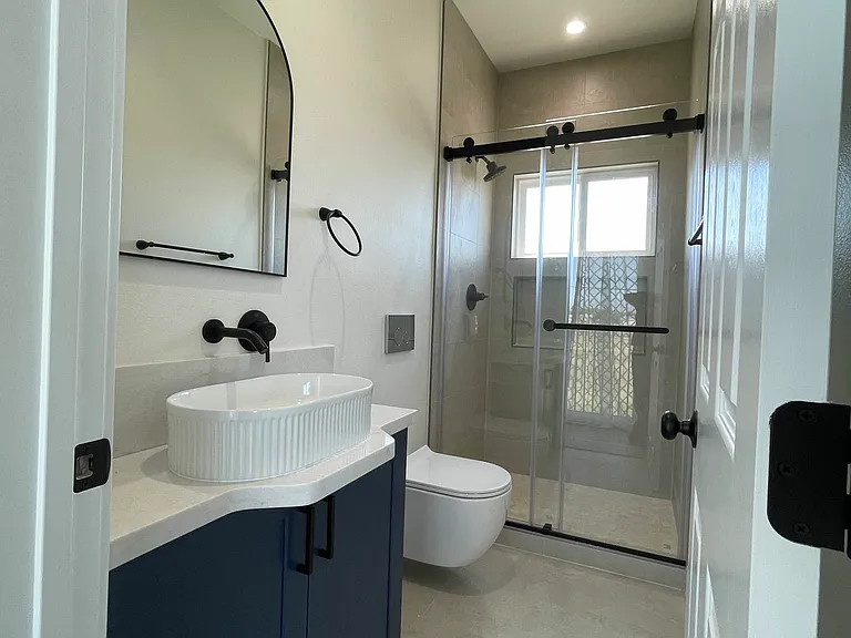 Beautiful Newly Built Master Bathroom