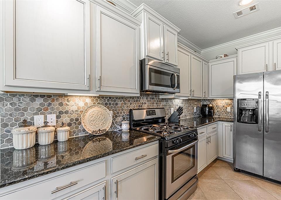 1st image of 16155 Fairway Creek Cir