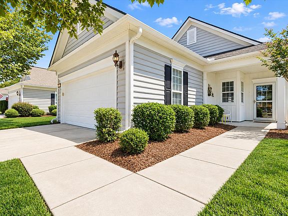 2nd image of 205 Sea Lavender Ln
