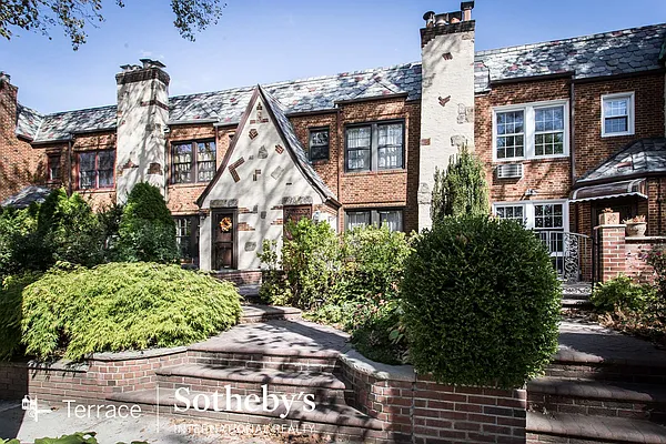 Rented by Terrace Sotheby's International Realty | media 21