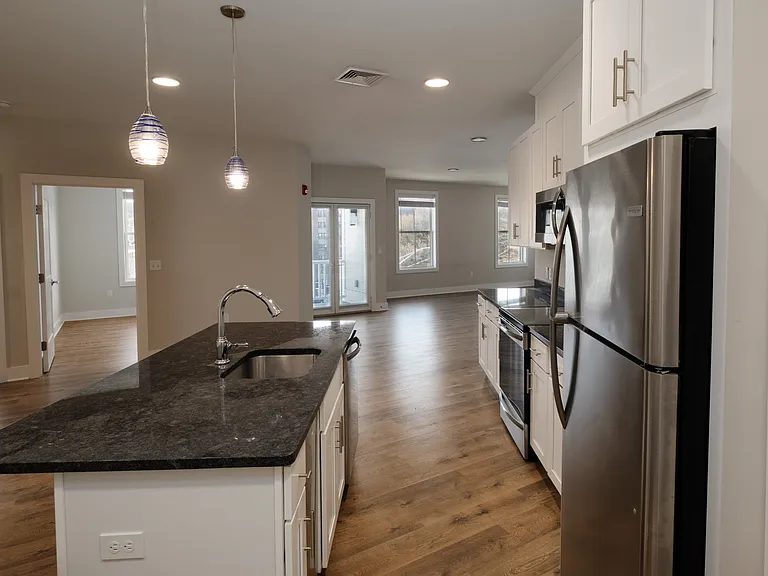 216 S Division St #307 — Photo 8