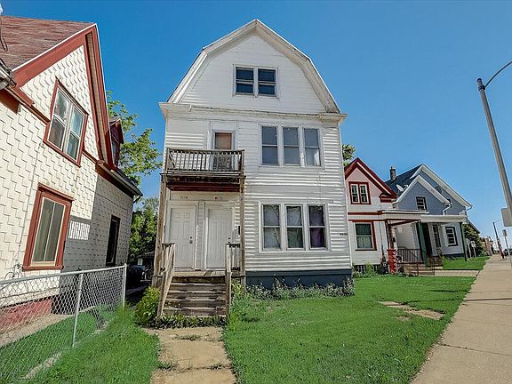 2nd image of 2612 W Forest Home Ave #2614