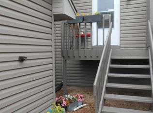 8826 Cottonwood Ln N, Maple Grove, MN 55369