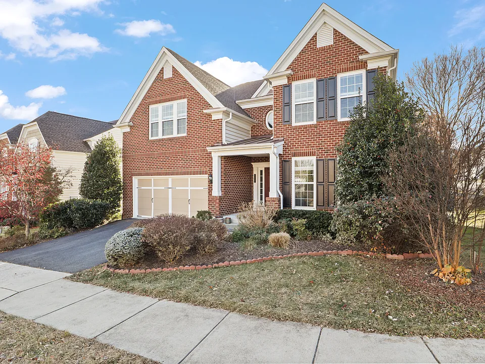 43527 Loudoun Barn Way
