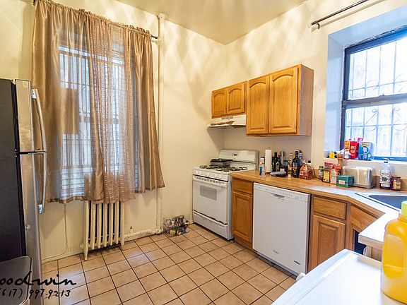 2nd image of 217 W 106th St #1E