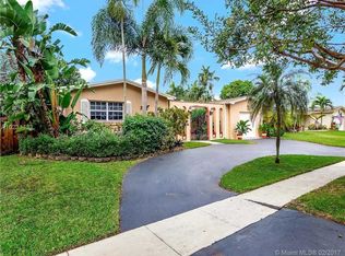 1720 NW 106th Ave, Pembroke Pines, FL 33026