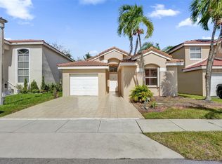 7341 Flores Way, Pompano Beach, FL 33063