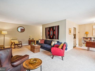 2500 N Van Dorn St APT 326, Alexandria, VA, 22302