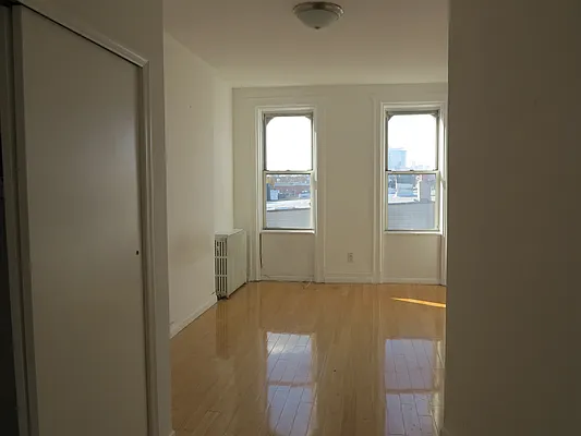 Rented by Target Realty Group | media 6