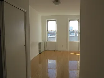 Rented by Target Realty Group