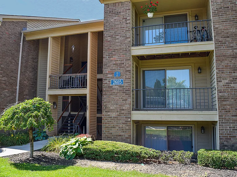 2605 Greenstone Blvd #208 — Photo 1
