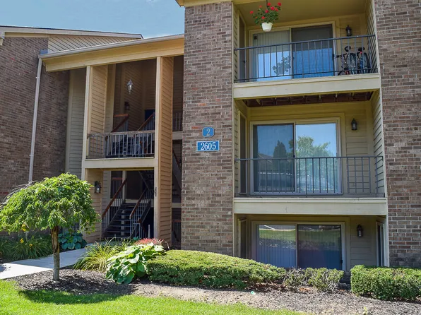 2605 Greenstone Blvd APT 208, Auburn Hills, MI 48326