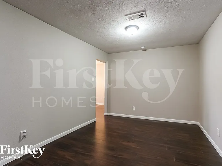 1610 Atlanta St — Photo 10