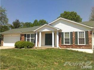 6 Winterwood Ct, Saint Peters, MO 63376