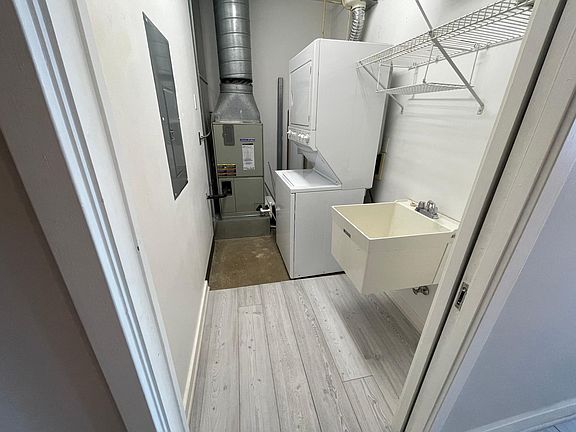 2nd image of 1104 Prospect Ave E #406