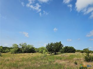 111 Shin Oak Dr, Lampasas, TX 76550