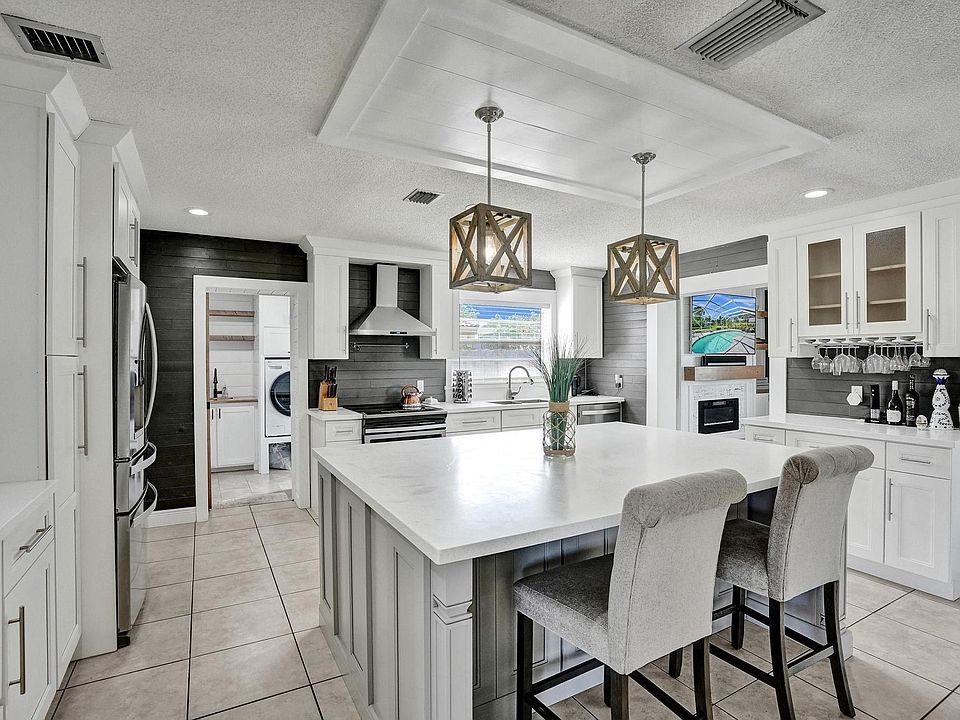 1st image of 11577 Anhinga Drive