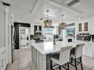 11577 Anhinga Dr, Wellington, FL 33414