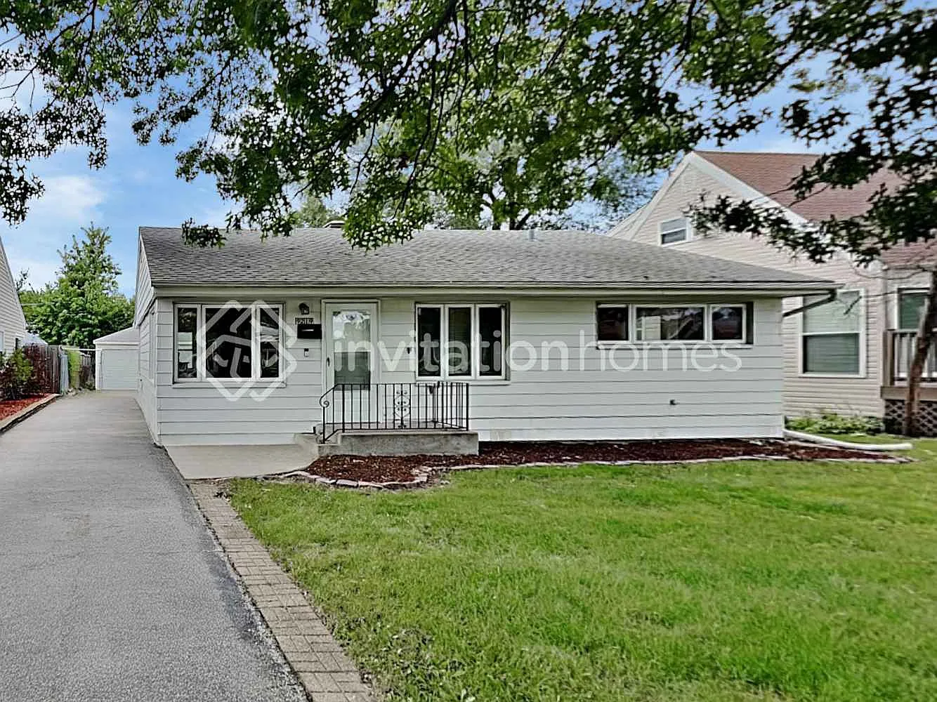 9219 S 51st Ave Oak Lawn, IL 60453 — Photo 1