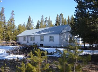 425 Benard Ln, Chemult, OR 97731