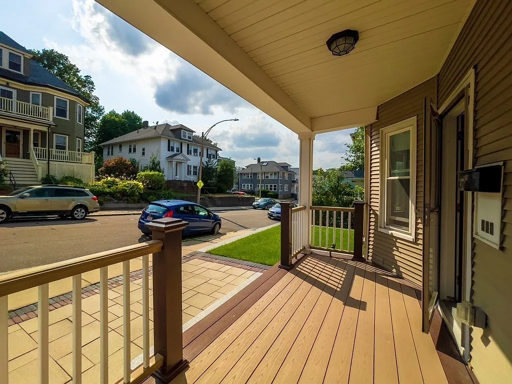2 bed, 1.0 bath, 1350 sqft, $2,850 — Photo 4
