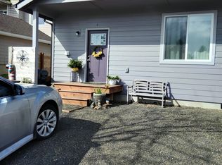 687 Sunset Ave NE, Ocean Shores, WA 98569