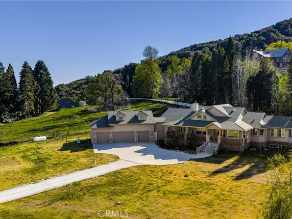 11821 Raspberry Ln, Oak Glen, CA 92399