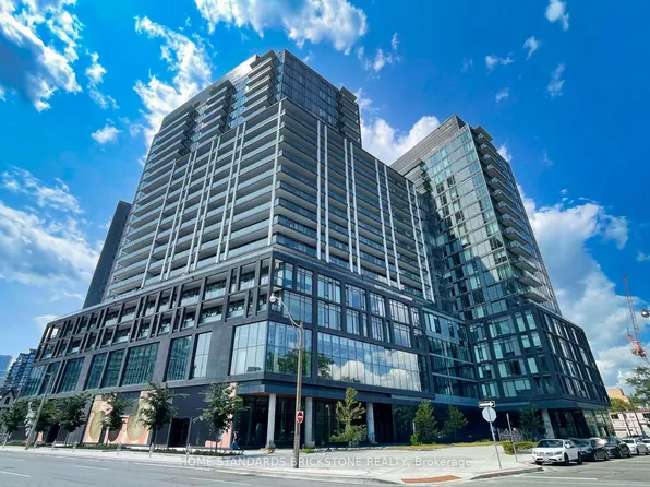 50 Power St #1304, Toronto, ON M5A 0V3