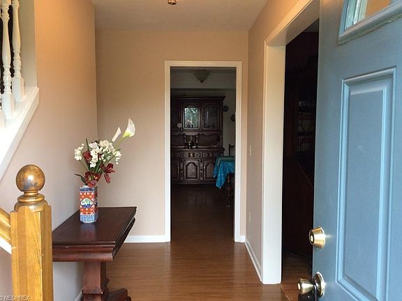3rd image of 469 Wheatfield Dr