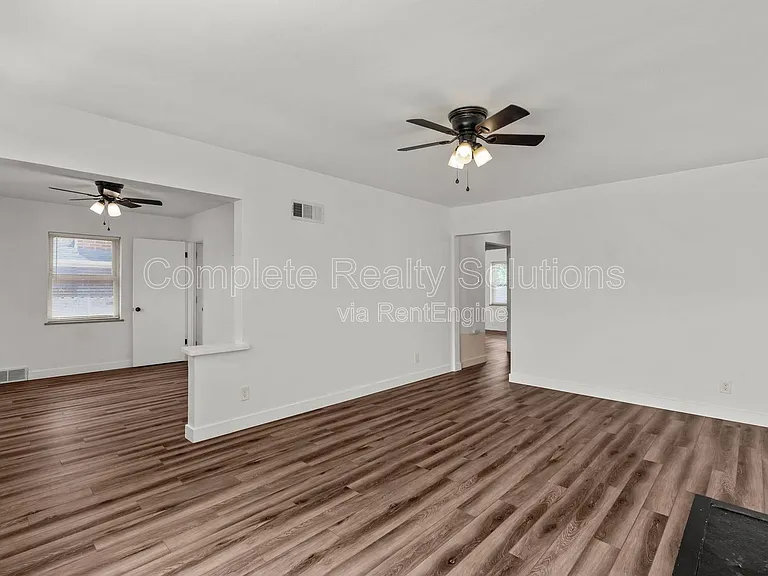 5655 Potomac St — Photo 10