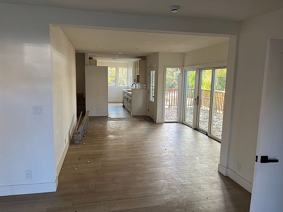 5th image of 1654 San Anselmo Ave