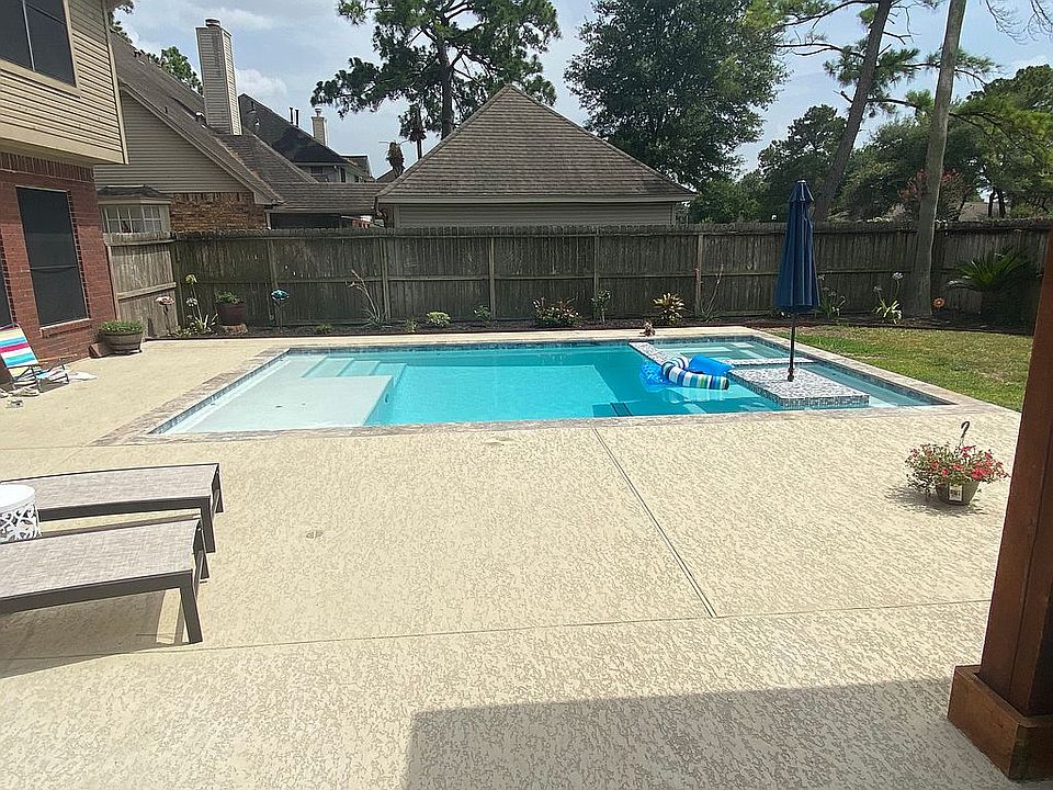 1st image of 12423 Millway Dr