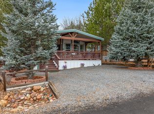 2215 Wrangler Way, Overgaard, AZ 85933