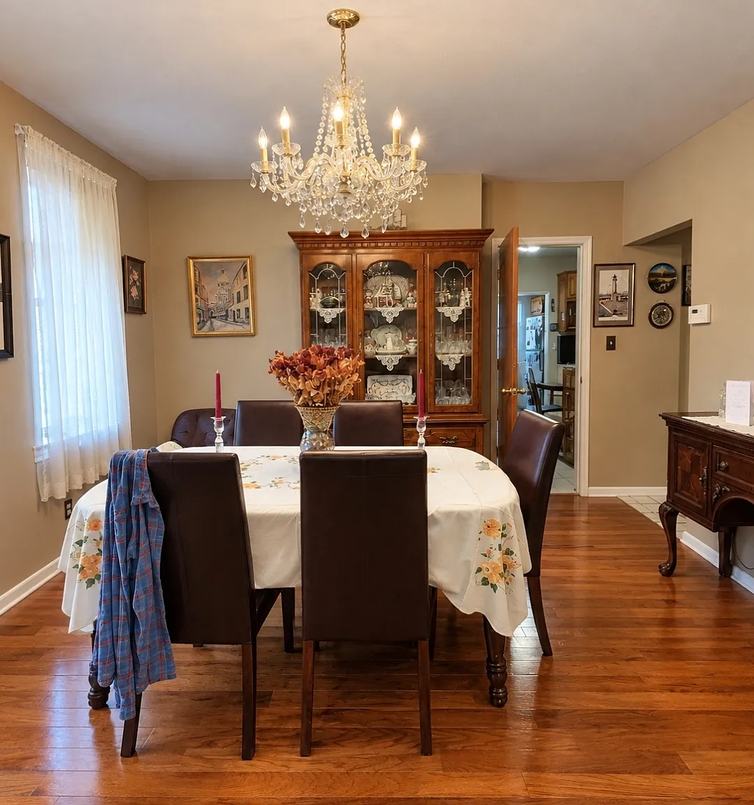 3 bed, $3,000 — Photo 4