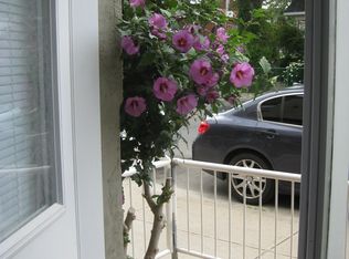 118 Hallam St, Toronto, ON M6H1X1